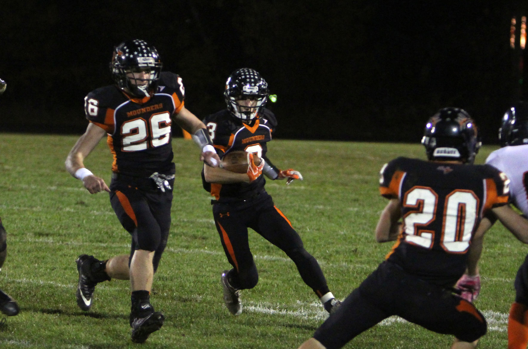 Stanley-Boyd at Elk Mound football 10-19-18